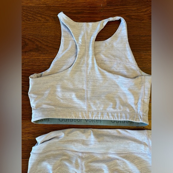 Outdoor Voices Leggings and Sports Bra Set in Light Purple 💜🦄 - Picture 3 of 7